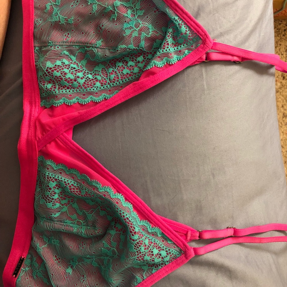Kensie pink and teal bralette🌸